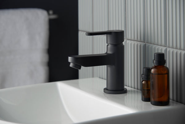 Ethos Mini Basin Mixer - Matte Black – Deva By Methven