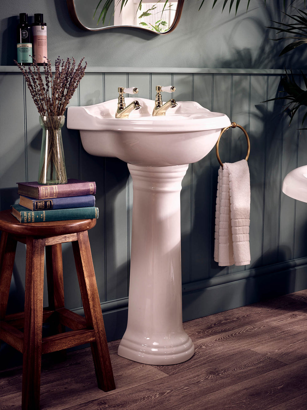 Georgian Basin Taps - Gold
