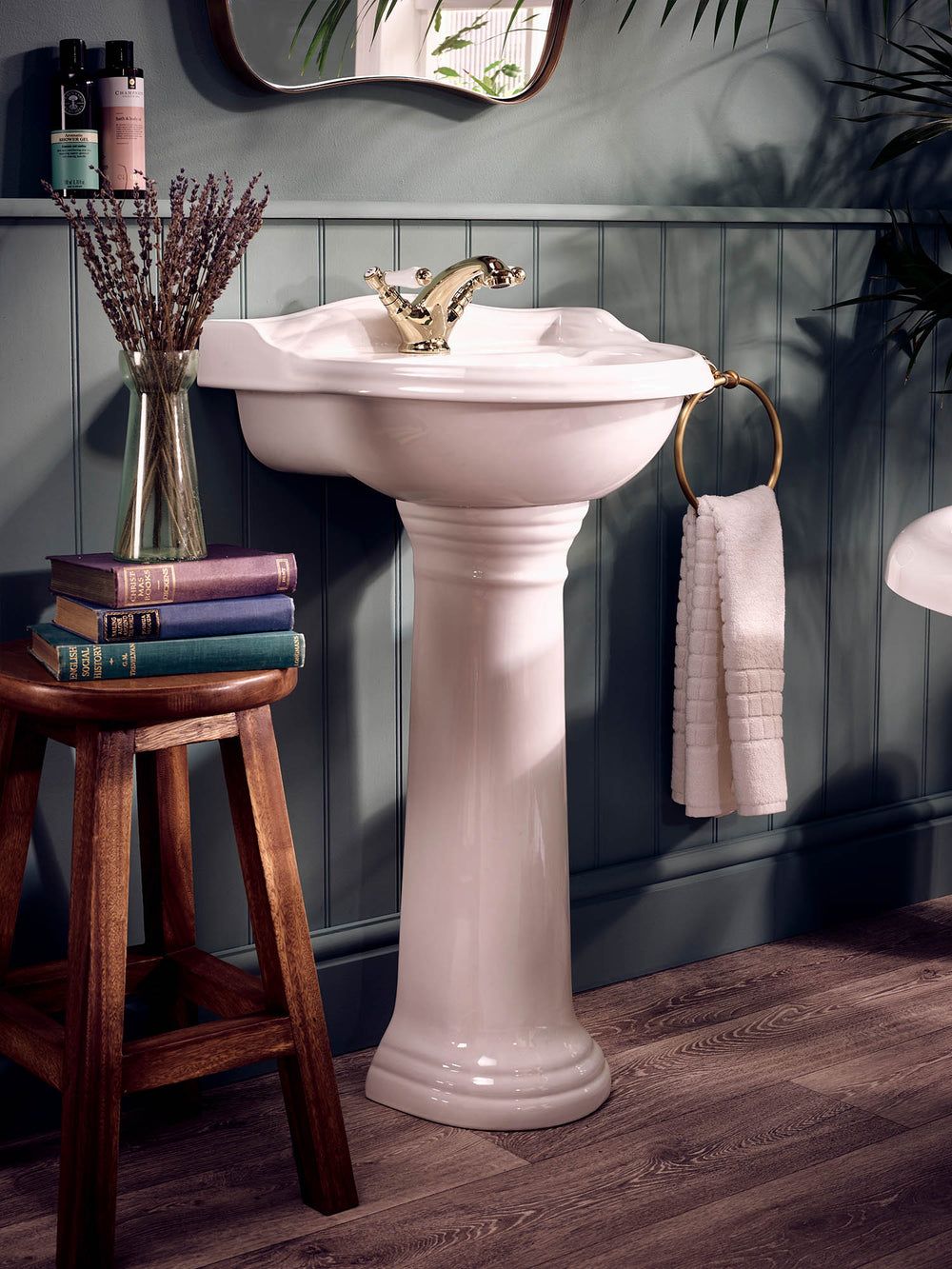 Georgian Mono Basin Mixer - Gold