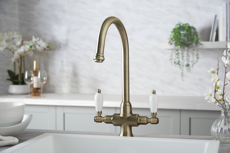 Georgian Kitchen Sink Tap - Bronze